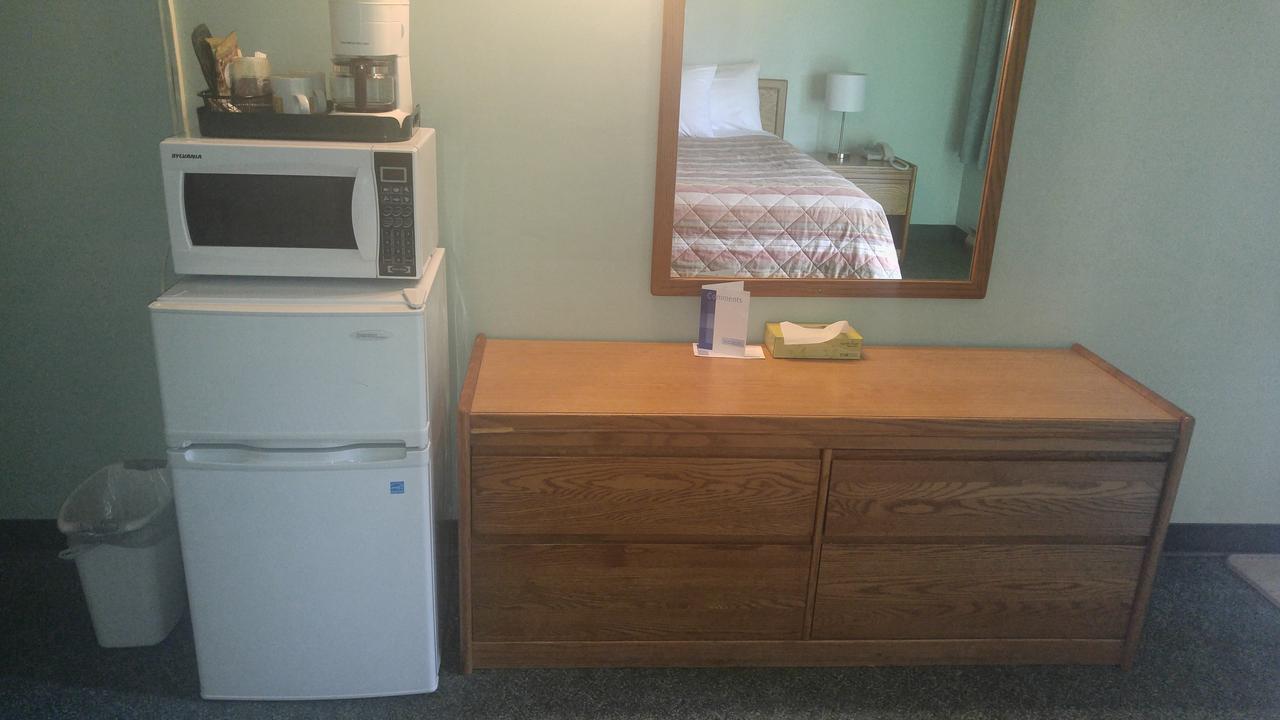 Robber'S Roost Motel New Hazelton エクステリア 写真