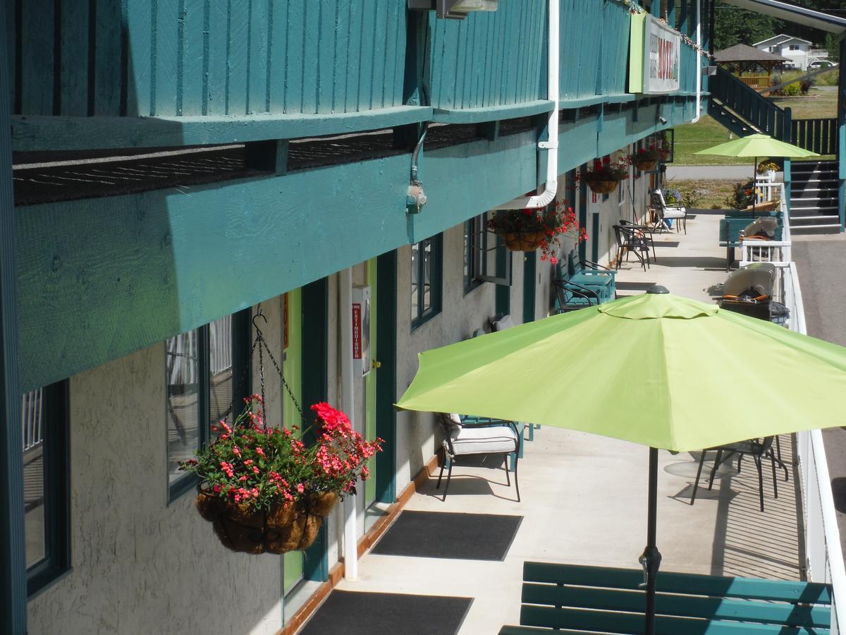 Robber'S Roost Motel New Hazelton エクステリア 写真